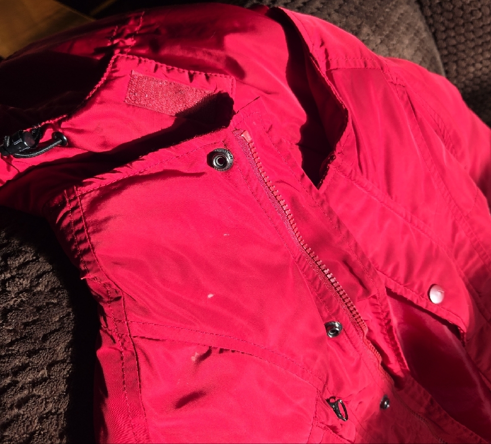Men's Red Puffer Jacket with Chest Patch - Picture 6 of 8
